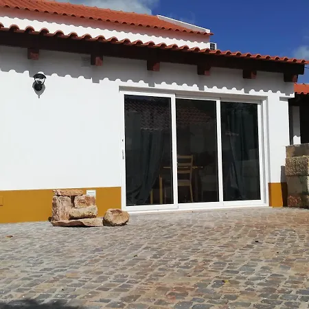 Rominha - Casa Do Canteiro Kır Evi *